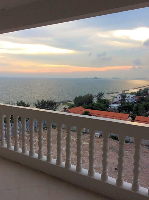Районг: PMY Beach Resort
