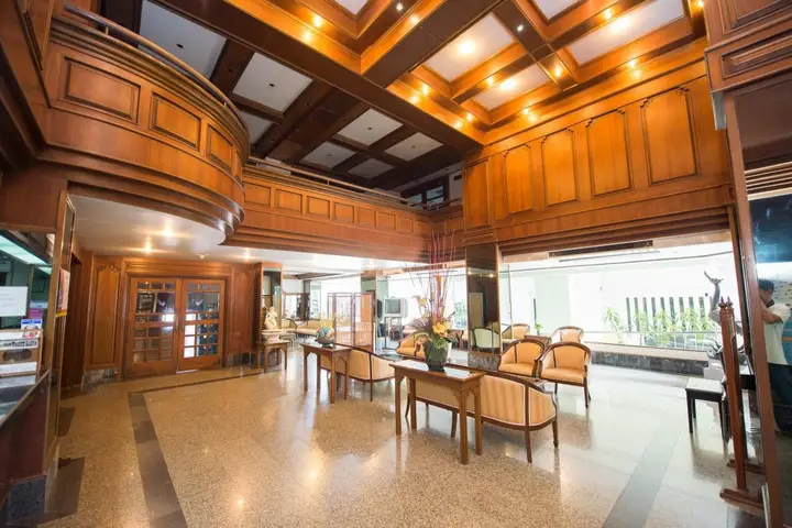 Сисакет: Kessiri Hotel