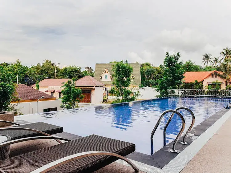 Муанг: TropicLook Serviced Apartments Saiyuan Buri Nai Harn Beach