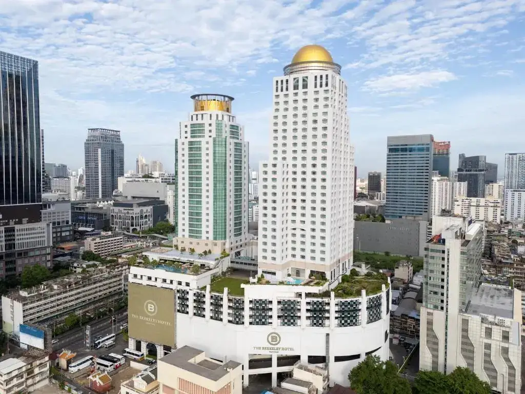 Бангкок: Отель The Berkeley Hotel Pratunam