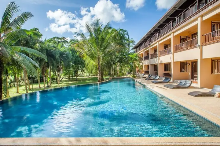 Као Лак: Khaolak Mohin Tara