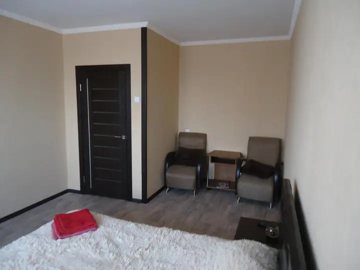 Волгодонск: Apartment on Leningradskaya 7