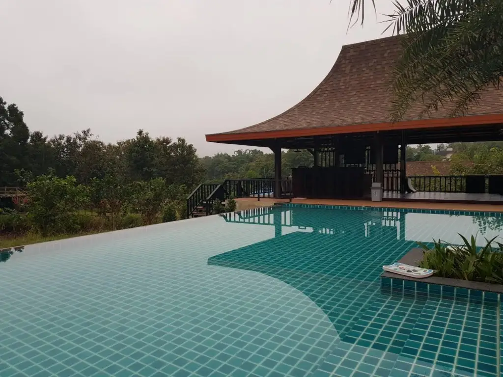 Сангкхла Бури: Poochommhok Resort