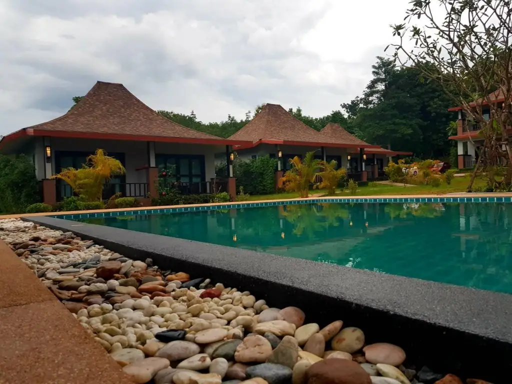 Сангкхла Бури: Poochommhok Resort