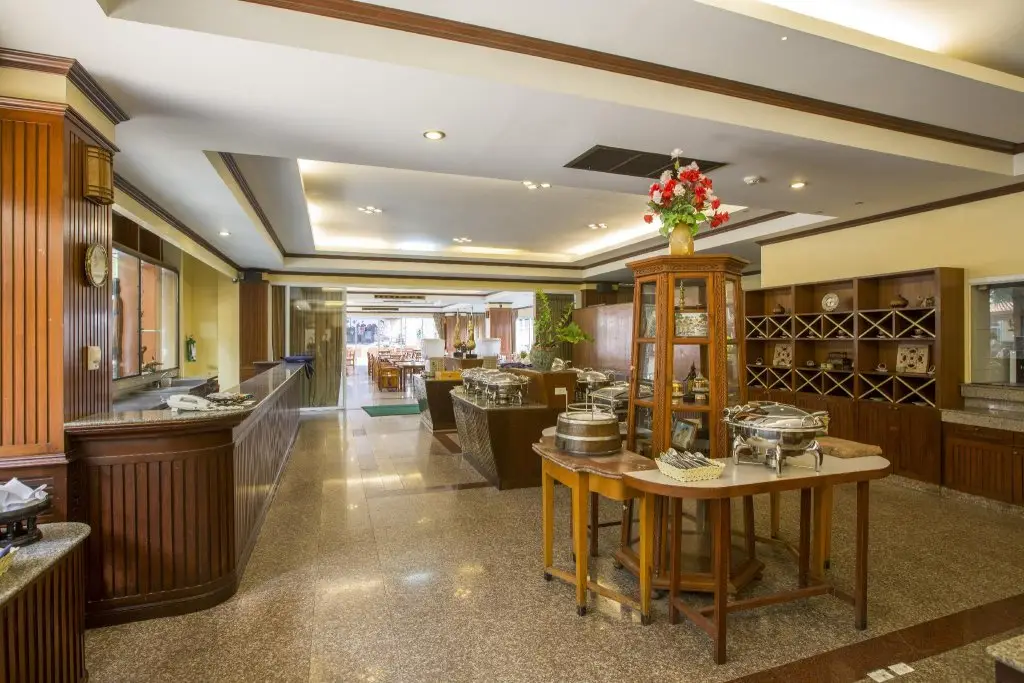 Кату: Bauman Grand Hotel