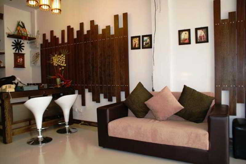 Кату: Athome Hotel @Nanai 8 & Thai Kitchen