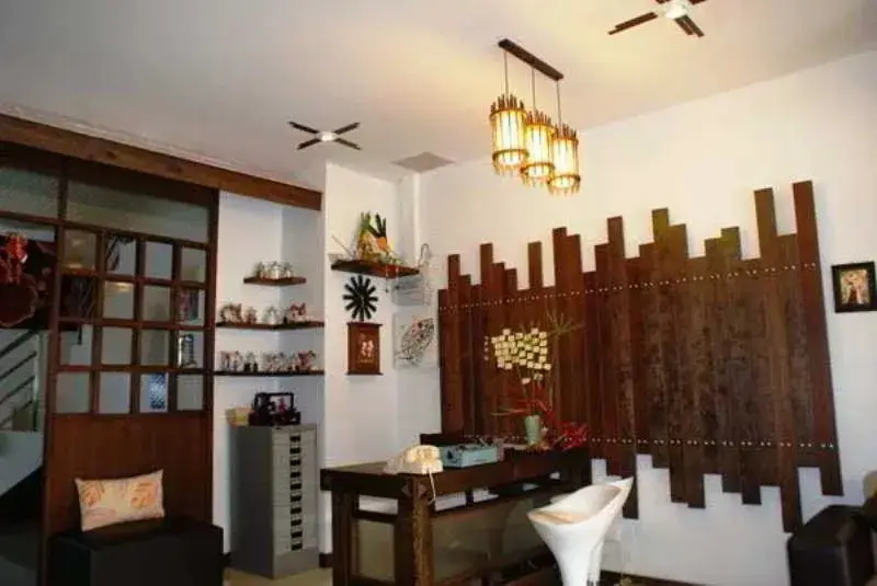 Кату: Athome Hotel @Nanai 8 & Thai Kitchen