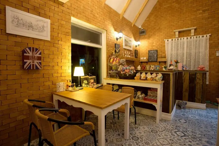 Ханг Донг: Hillsborough The English Country House