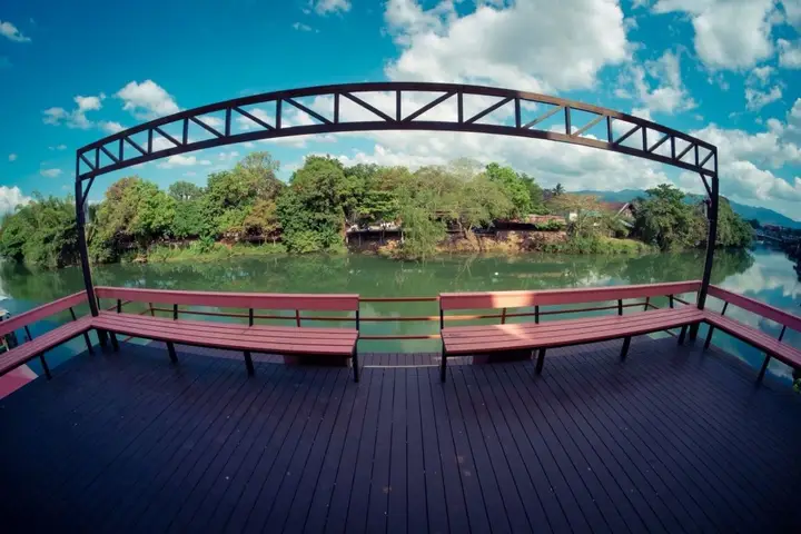 Столичный район Чантхабури: Laluna River House