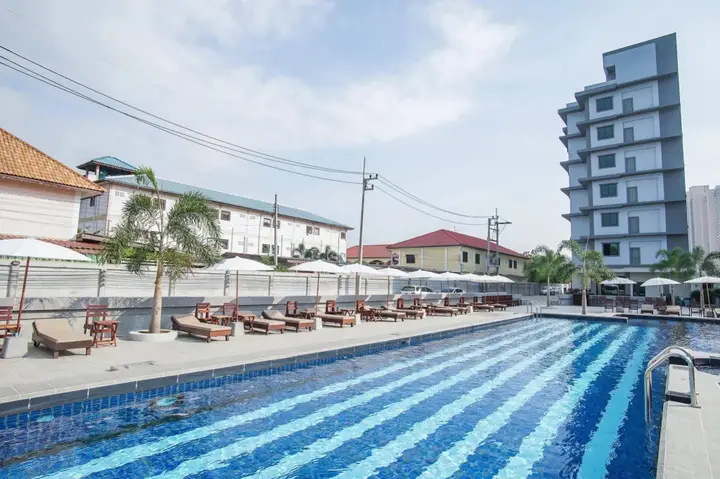 На Чом Тхиан: Carunda Hotel