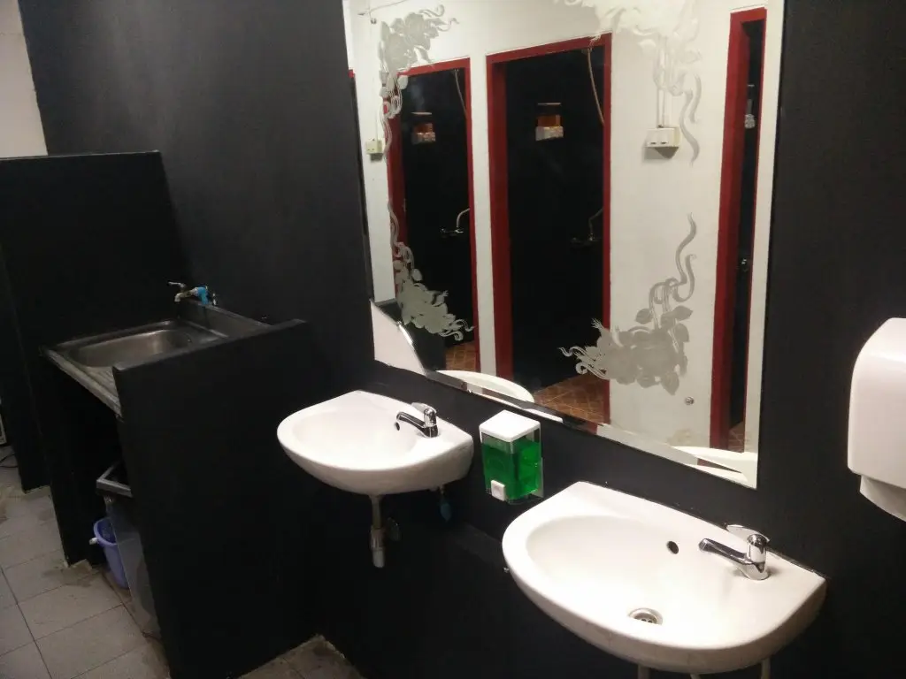 Бангкок: U Hostel Pratunam