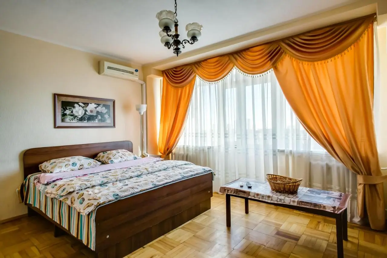 Ростов-на-Дону: Apartment on Voroshilovskiy