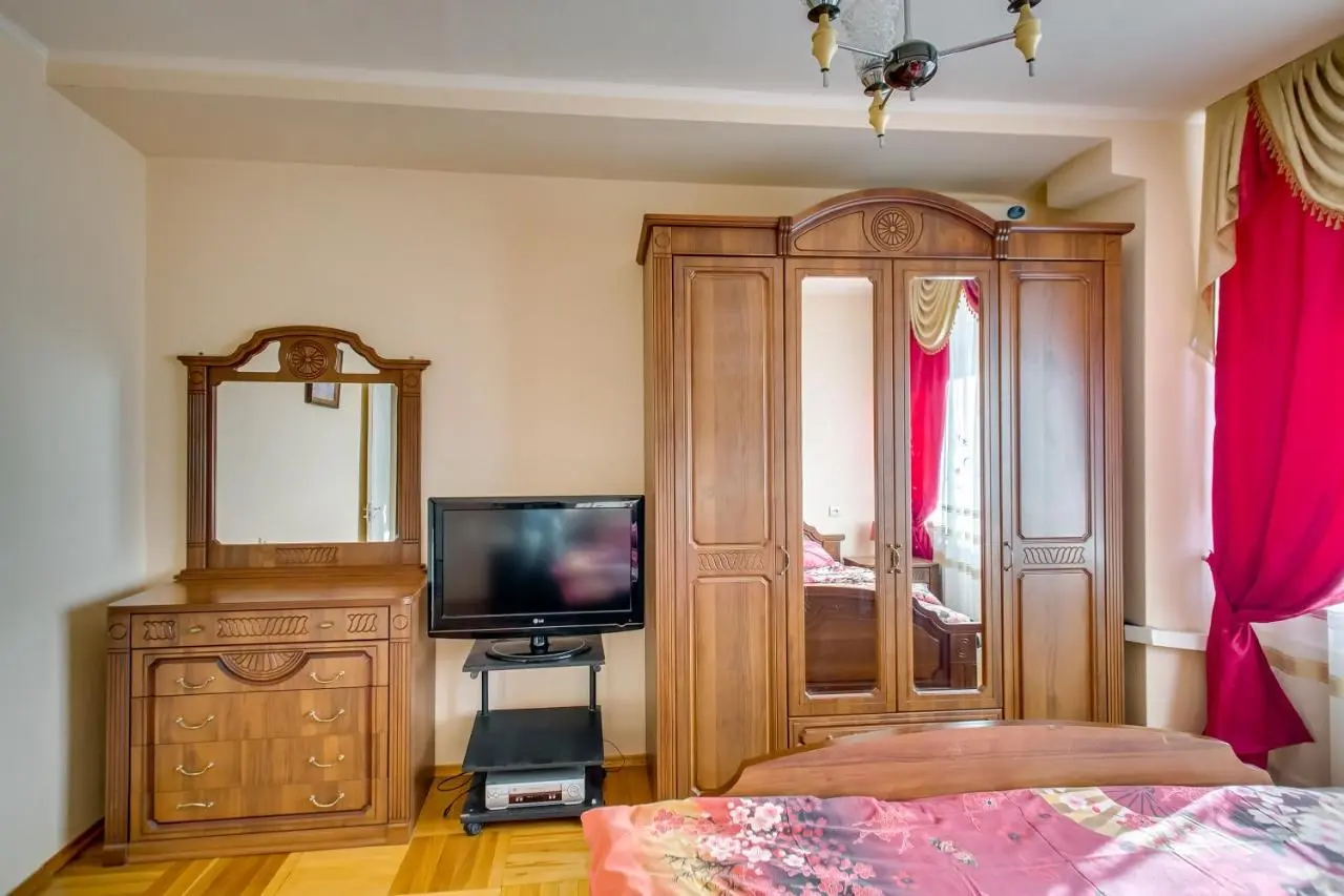 Ростов-на-Дону: Apartment on Voroshilovskiy