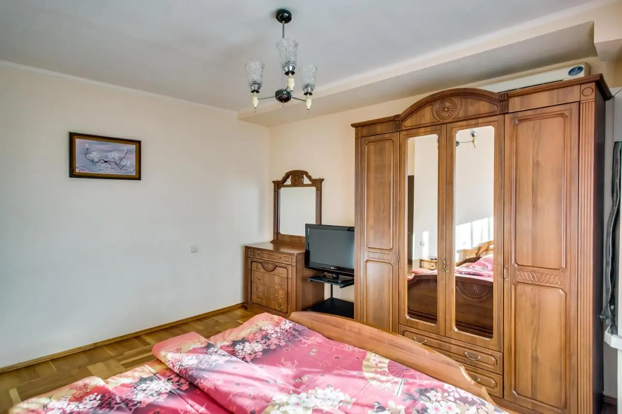Ростов-на-Дону: Apartment on Voroshilovskiy