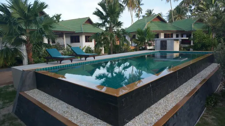 Самуи: Baan Nok Suan Resort