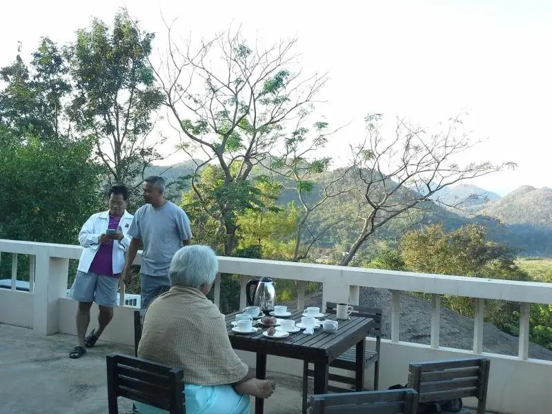 Нонг Нам Дэнг: Phuchomchan Khaoyai Resort