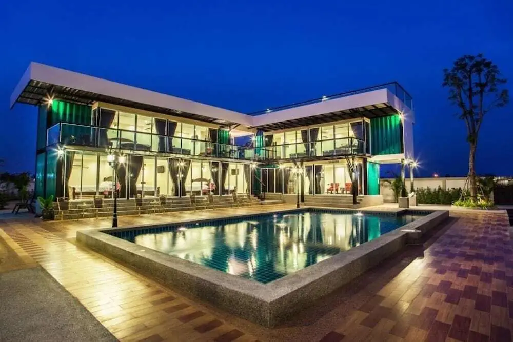 Чаам: Royal Graces Pool Villas
