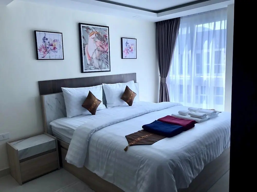 Паттайя: Luxury Apartments in Grand Avenue