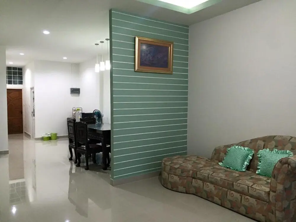 Сарабури: Queen Place Saraburi