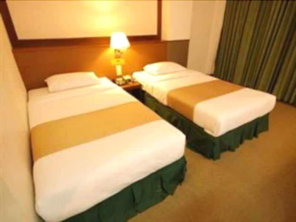 Chainat Thani Hotel — фото 1