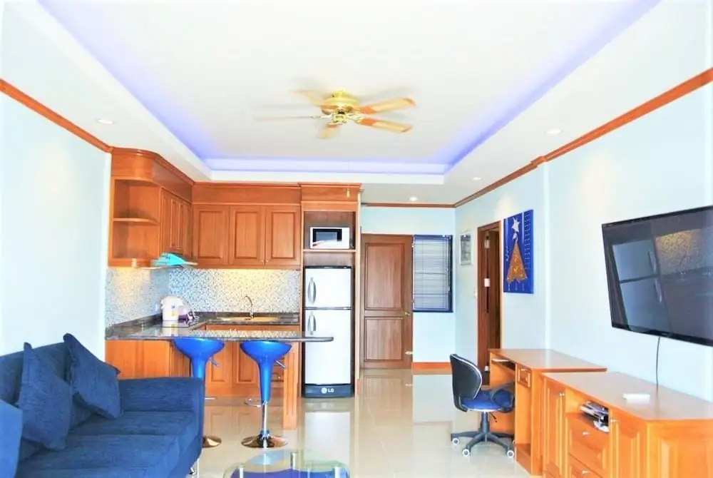 Паттайя: 2 bed Condo Baan Suan Lalana