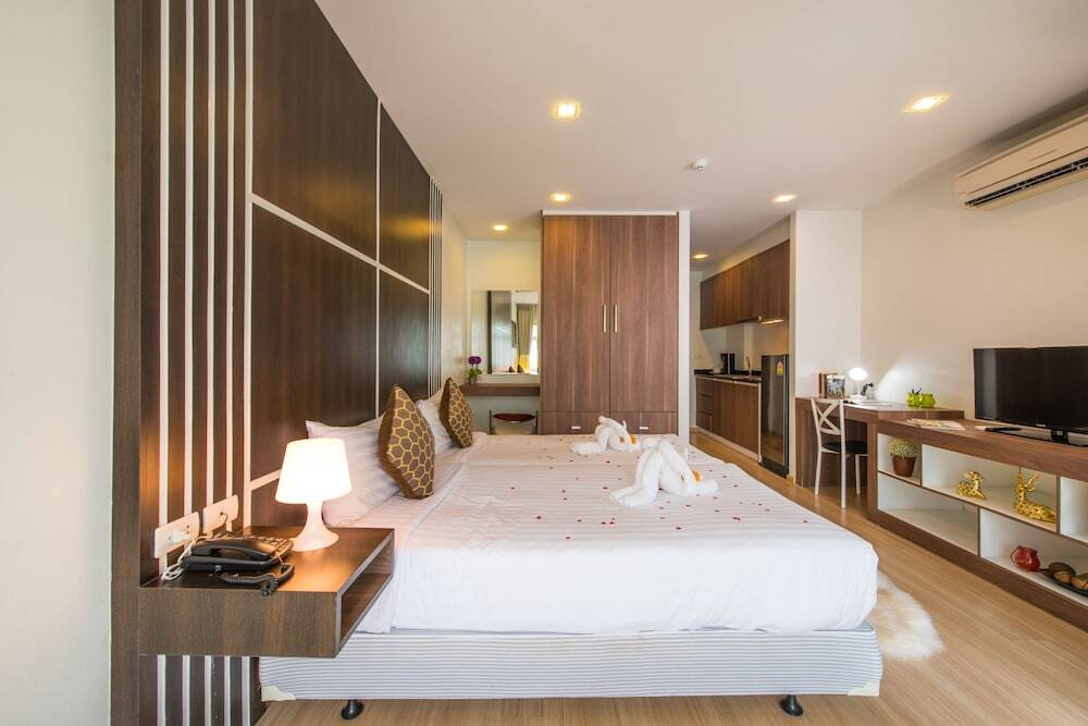 Тхаланг: The Nice Condotel