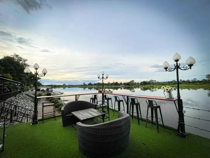 Исторический парк Kamphaeng Phet: Mango House Resort
