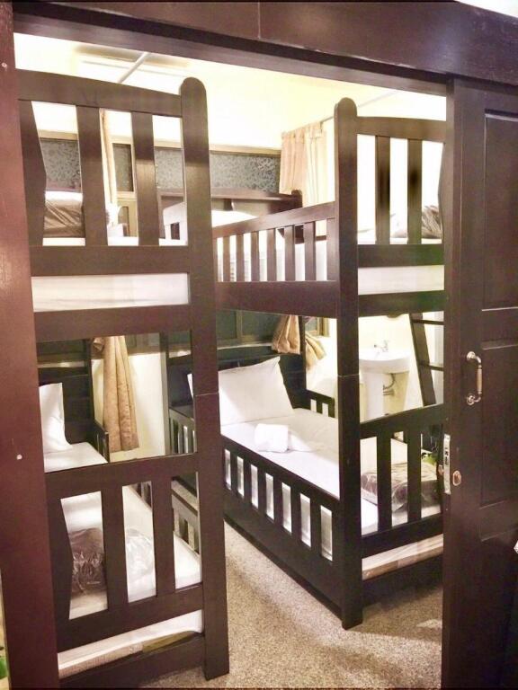 Транг: Srisomboon Hostel