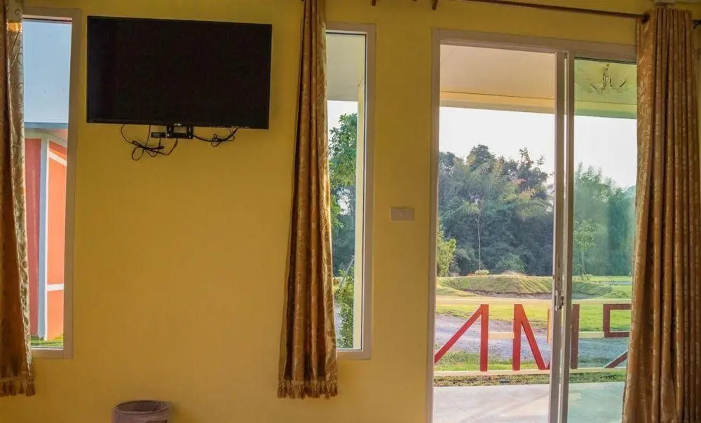 Сай Йок: Rim Mae Nam Resort