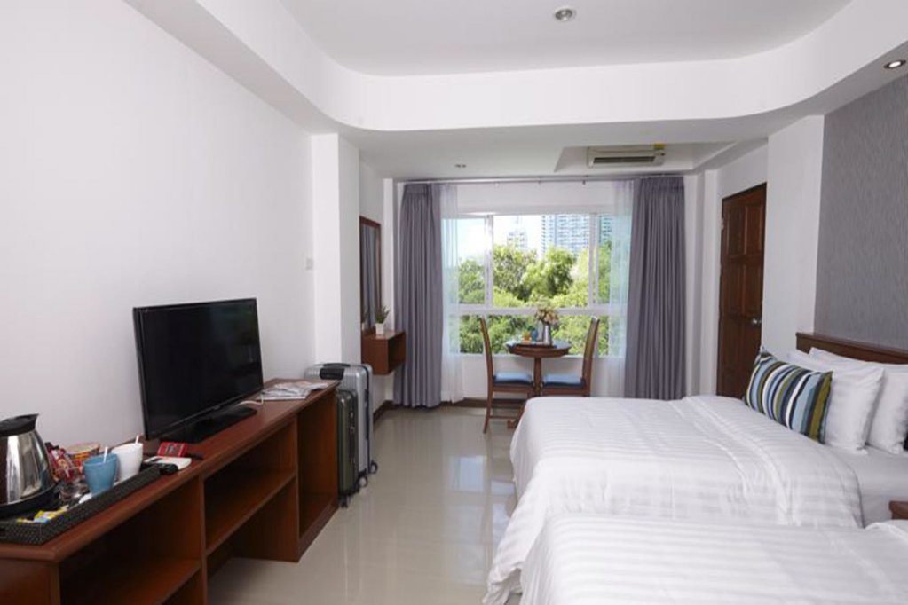 На Чом Тхиан: KP Seaview Jomtien