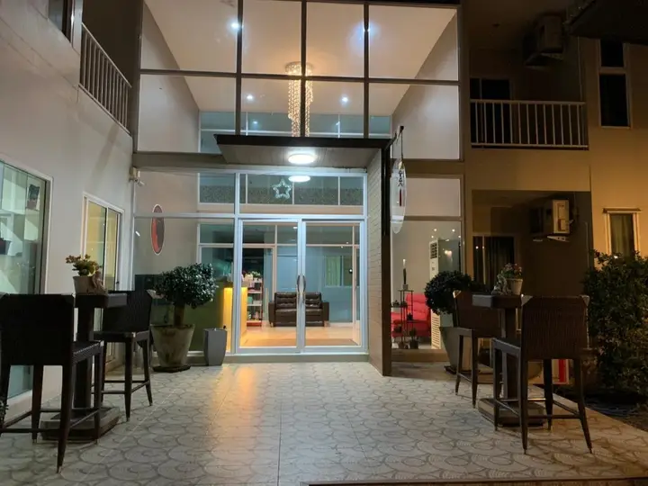 Столичный район Чантхабури: Plychan Hotel