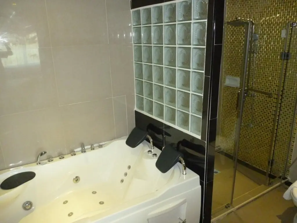 Садао: M Hotel Danok