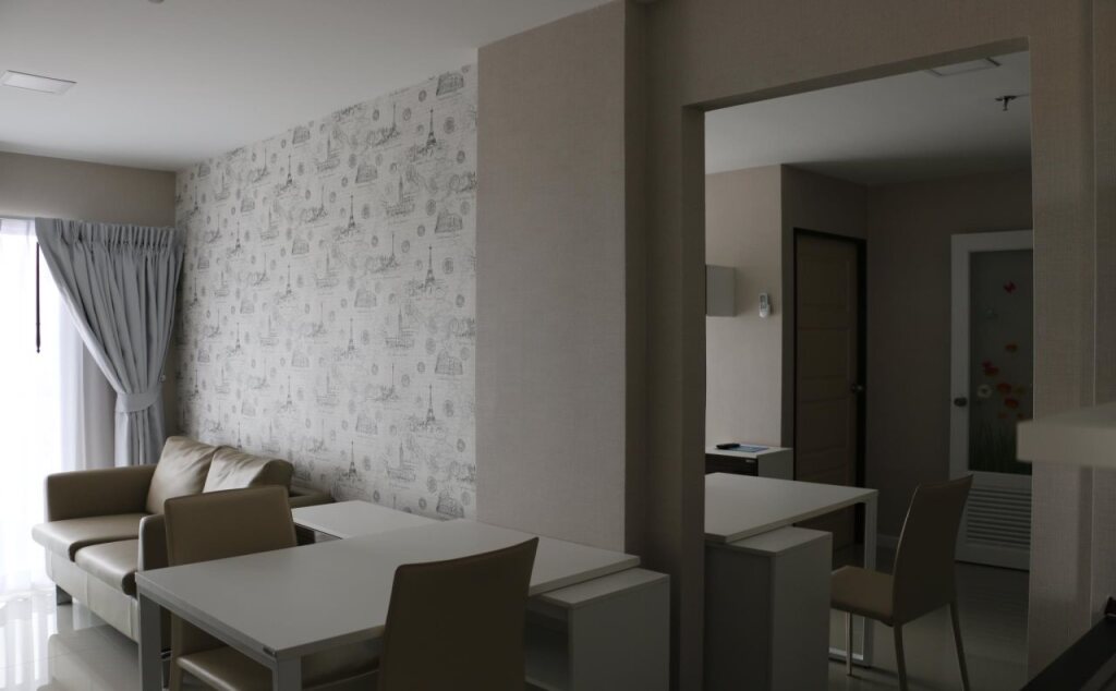 Районг: ME Residence & ME Condominium