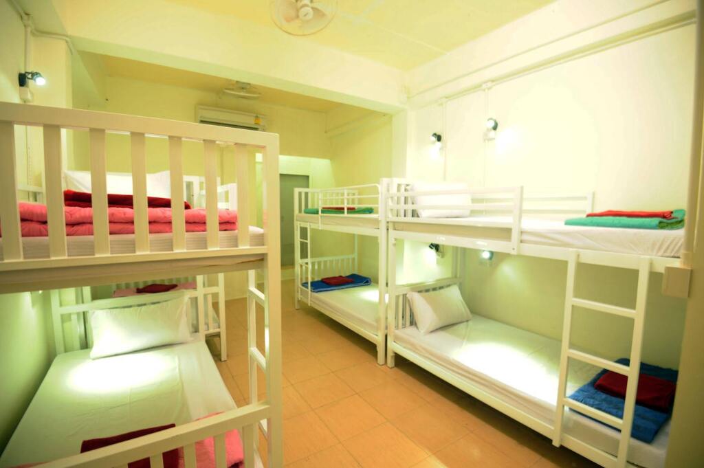 Phi Phi Bucket Hostel — фото 1