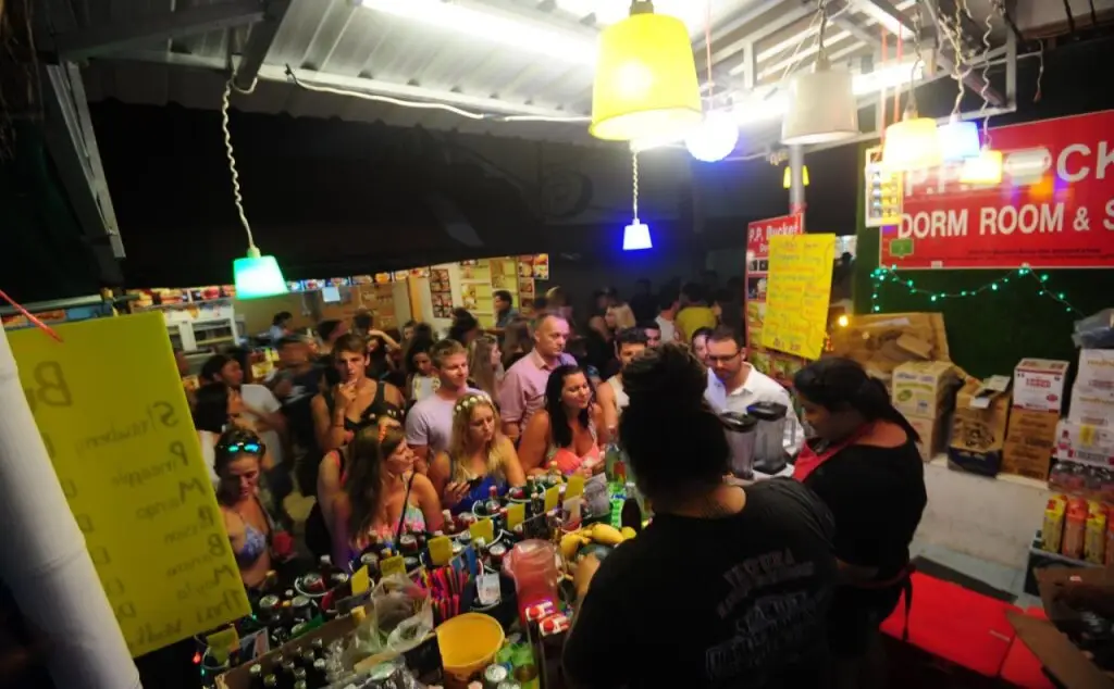 Пхи-Пхи-Дон: Phi Phi Bucket Hostel