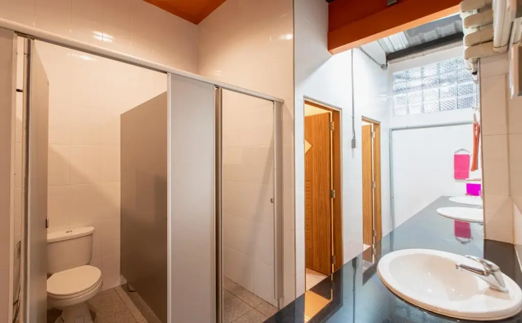 Бангкок: The Alley Hostel & Bistro