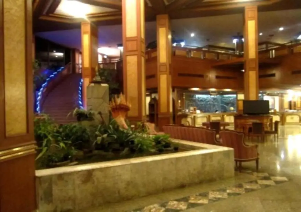 Нонгкхай: Grand Paradise Nongkhai