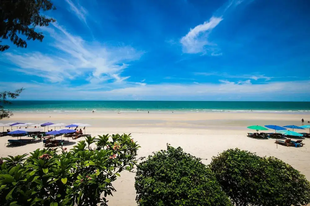 Хуахин: Baan Sandao Beachfront Condominium