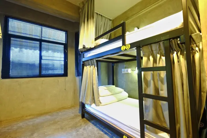 Бангкок: Banana Hostel
