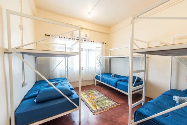 Нонг Кхон Кванг: Oldie and Sleepy Hostel