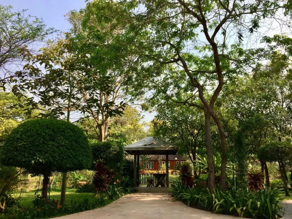 Рынок Сам Чук: Muaan Resort