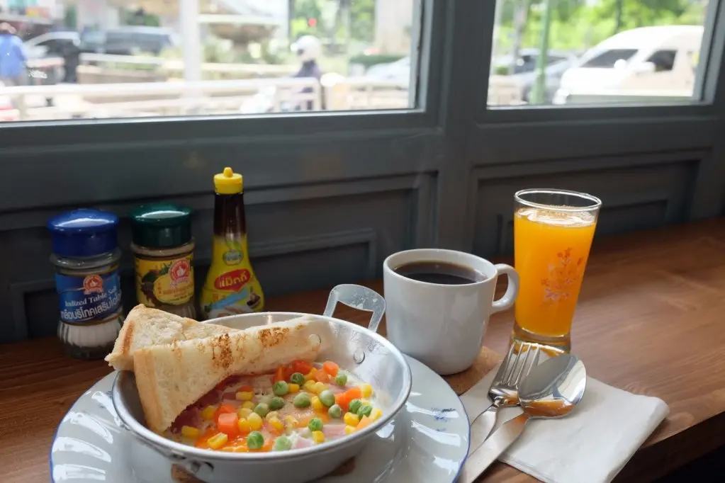 Бангкок: The Quarter Bangkok Poshtel & Coworking - Hostel