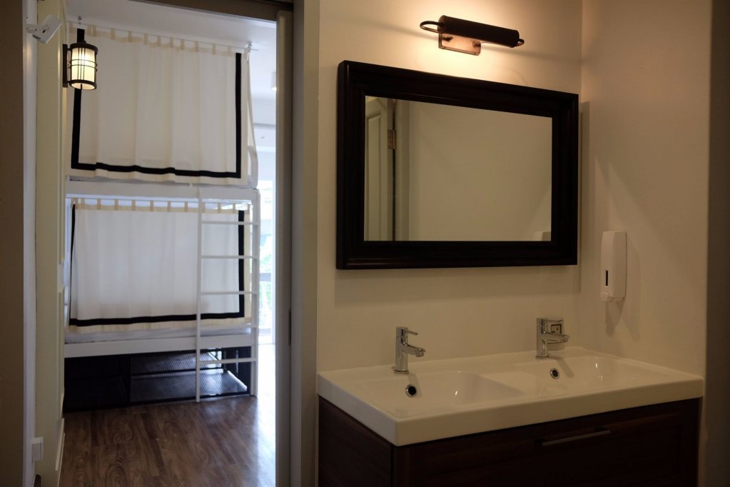 Бангкок: The Quarter Bangkok Poshtel & Coworking - Hostel