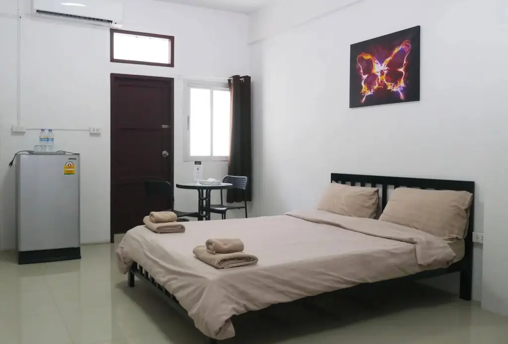 Бангкок: Baan Mai Guest House
