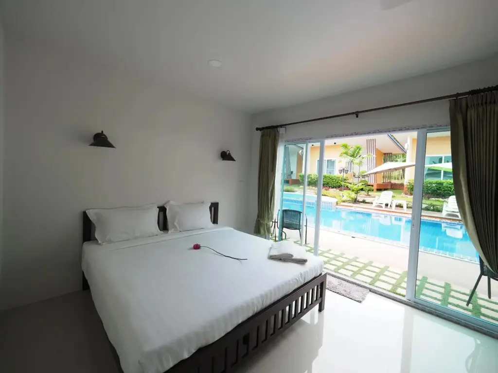 Сураттхани: Nai C Resort