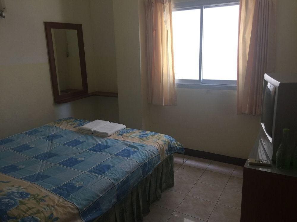 Паттайя: Chantorn Jomtien Guesthouse 1
