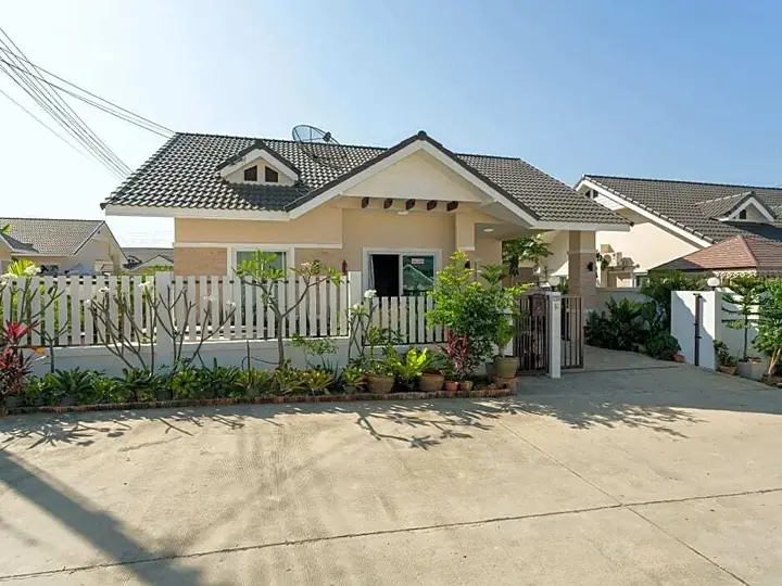 Банг-Саре: Sandy Home Sattahip