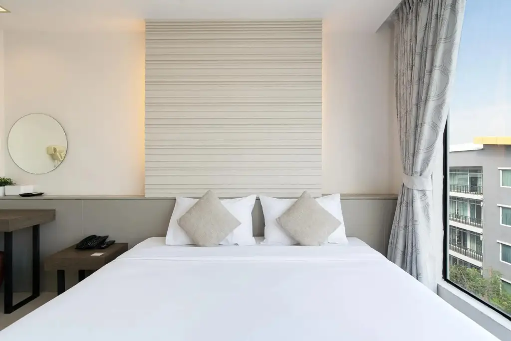 Бангкок: Leenova Hotel