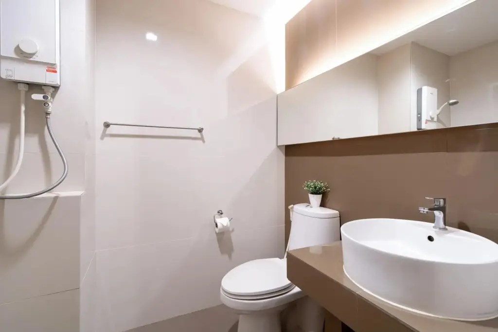 Бангкок: Leenova Hotel
