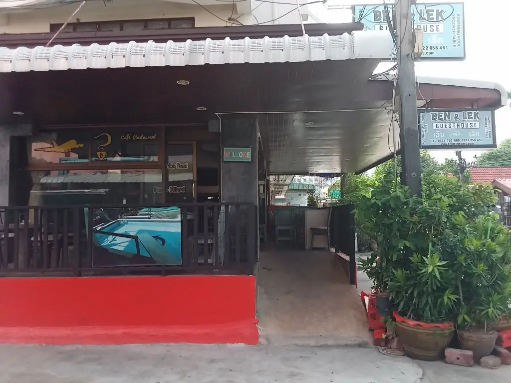Паттайя: Ben & Lek Guesthouse